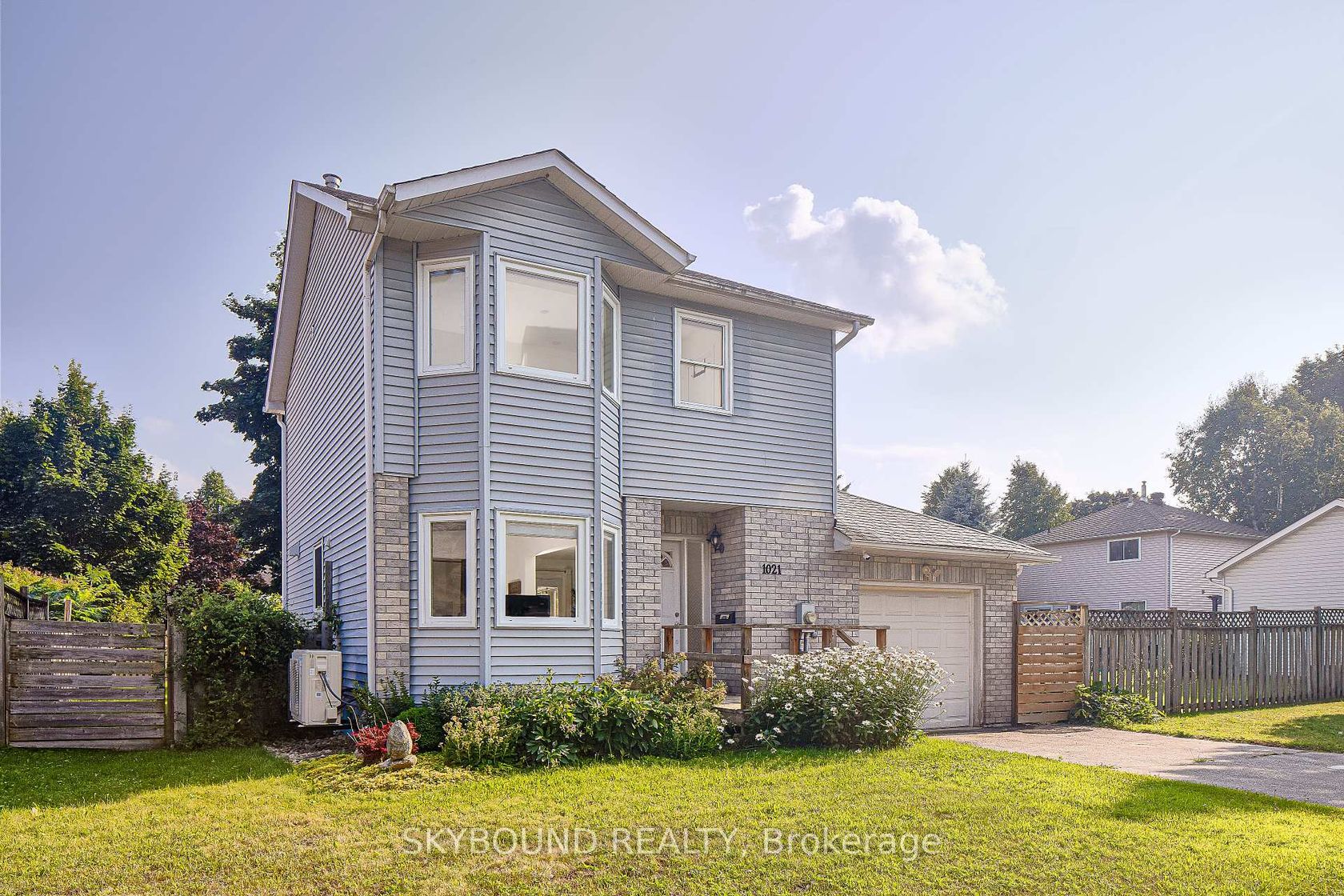 1021 Anna Maria Avenue, Alcona, Innisfil photo number 2 1021 Anna Maria Avenue, Alcona, Innisfil photo number 2