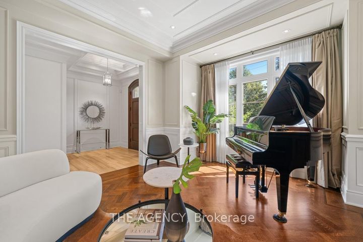 Photo 6 at 12 Dunblaine Avenue, Nortown, Toronto