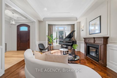 Photo 5 at 12 Dunblaine Avenue, Nortown, Toronto