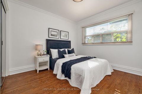 Photo 18 at 26 ELVASTON Drive, Victoria Village, Toronto