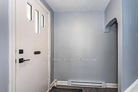 Photo 3 at 16948 Bayview Avenue, Central Newmarket, Newmarket