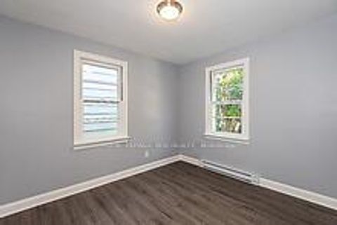 Photo 16 at 16948 Bayview Avenue, Central Newmarket, Newmarket