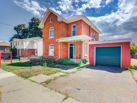 Photo 1 at 79 Queen Street, Bowmanville, Clarington