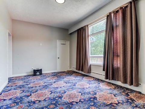 Photo 3 at 79 Queen Street, Bowmanville, Clarington