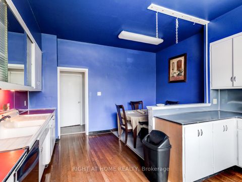 Photo 7 at 79 Queen Street, Bowmanville, Clarington