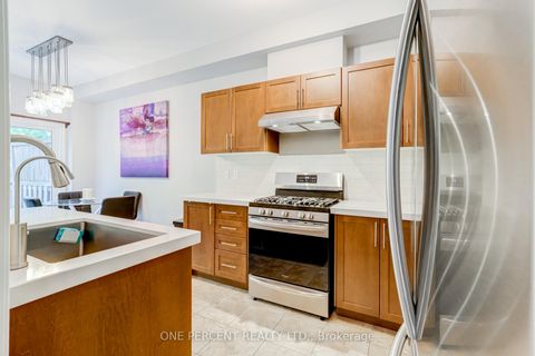 Photo 4 at 707 John Cole Court, College Manor, Newmarket Photo 4 at 707 John Cole Court, College Manor, Newmarket