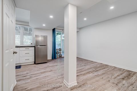 Photo 24 at 707 John Cole Court, College Manor, Newmarket