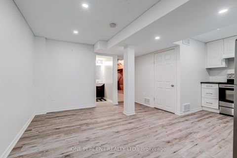 Photo 25 at 707 John Cole Court, College Manor, Newmarket