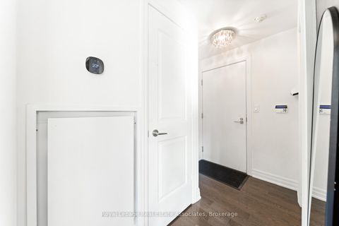 Photo 3 at 507 - 8 The Esplanade, Waterfront Communities C8, Toronto