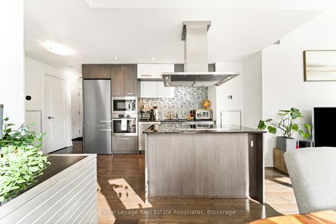 Photo 11 at 507 - 8 The Esplanade, Waterfront Communities C8, Toronto