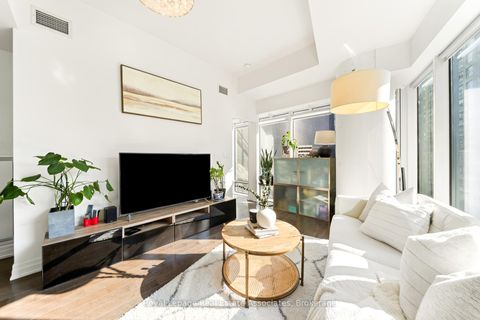 Photo 19 at 507 - 8 The Esplanade, Waterfront Communities C8, Toronto