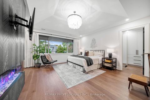 Photo 20 at 583 Weir Avenue, WO West, Oakville