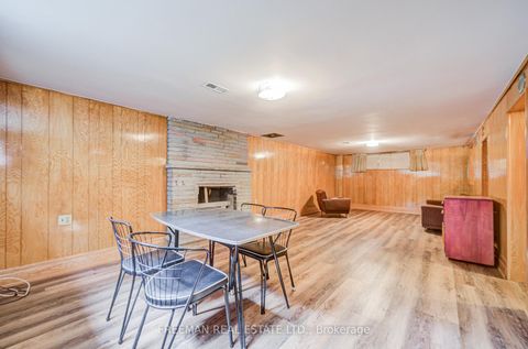 Photo 18 at 102 Hallsport Crescent, CFB, Toronto