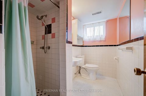 Photo 23 at 102 Hallsport Crescent, CFB, Toronto