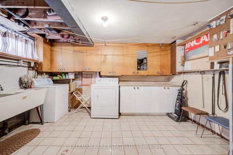 Photo 24 at 102 Hallsport Crescent, CFB, Toronto