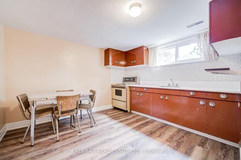 Photo 25 at 102 Hallsport Crescent, CFB, Toronto