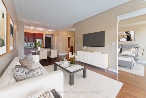 Photo 11 at 209 - 21 Scollard Street, Annex, Toronto