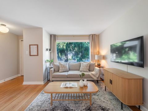 Photo 6 at 61 Skylark Road, Lambton Baby Point, Toronto