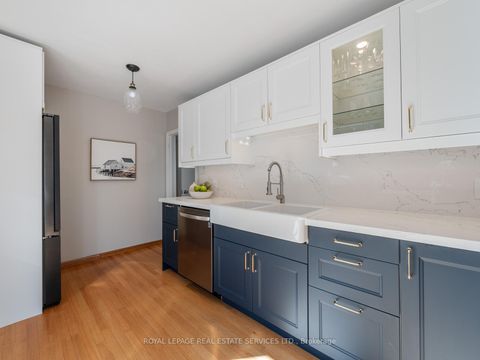 Photo 13 at 61 Skylark Road, Lambton Baby Point, Toronto