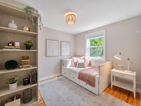 Photo 23 at 61 Skylark Road, Lambton Baby Point, Toronto