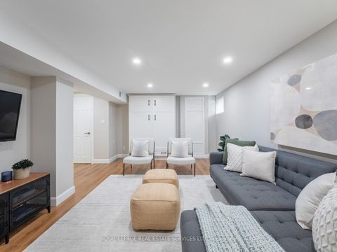 Photo 29 at 61 Skylark Road, Lambton Baby Point, Toronto
