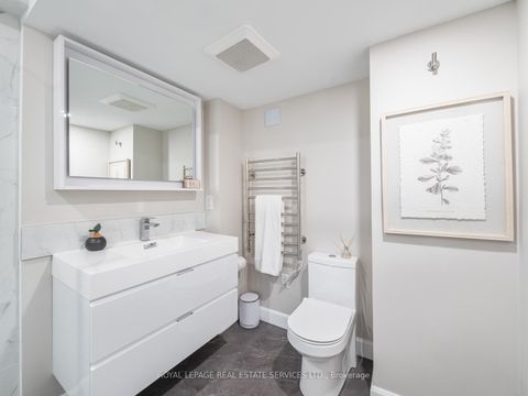 Photo 32 at 61 Skylark Road, Lambton Baby Point, Toronto