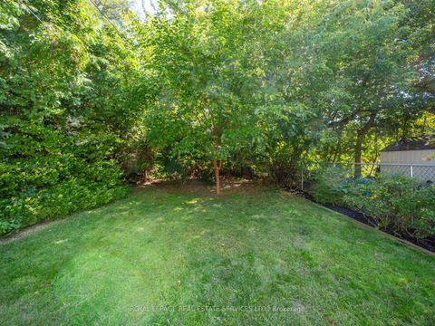 Photo 37 at 61 Skylark Road, Lambton Baby Point, Toronto