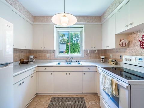 Photo 10 at 7 Lochway Court, City Centre West, Toronto