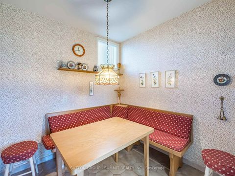 Photo 13 at 7 Lochway Court, City Centre West, Toronto