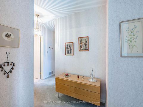 Photo 18 at 7 Lochway Court, City Centre West, Toronto