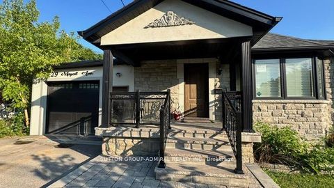 Photo 1 at 29 Mayall Avenue, CFB, Toronto