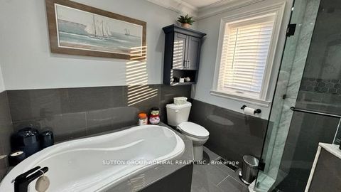 Photo 15 at 29 Mayall Avenue, CFB, Toronto