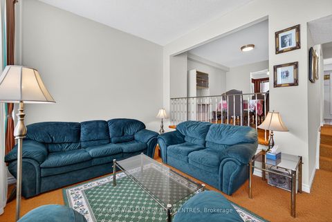 Photo 18 at 100 Poplar Crescent, Aurora Highlands, Aurora
