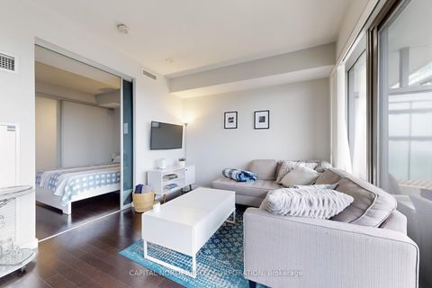 Photo 10 at 605 - 70 Distillery Lane, Waterfront Communities C8, Toronto