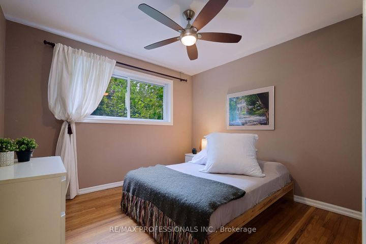 Photo 23 at 37 Sunplains Crescent, Markland Wood, Toronto