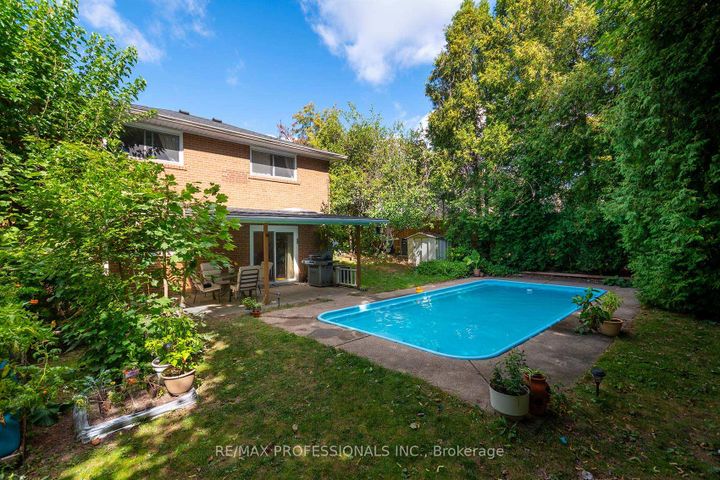 Photo 35 at 37 Sunplains Crescent, Markland Wood, Toronto