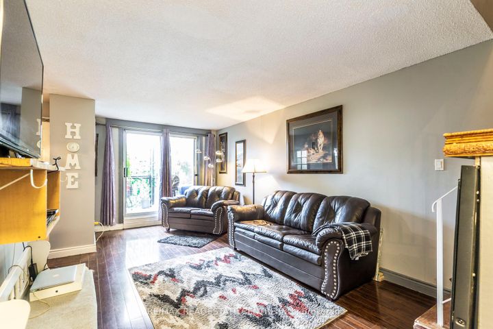 Photo 2 at 124 - 2095 Roche Court, Sheridan, Mississauga