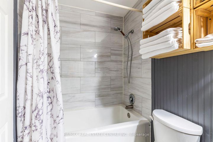 Photo 16 at 124 - 2095 Roche Court, Sheridan, Mississauga