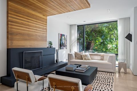 Photo 4 at 210 Poplar Plains Road, Casa Loma, Toronto Photo 4 at 210 Poplar Plains Road, Casa Loma, Toronto