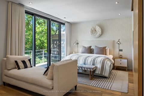 Photo 15 at 210 Poplar Plains Road, Casa Loma, Toronto