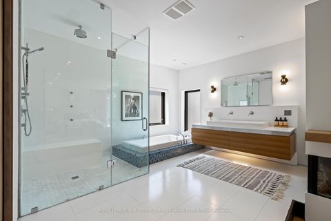 Photo 18 at 210 Poplar Plains Road, Casa Loma, Toronto