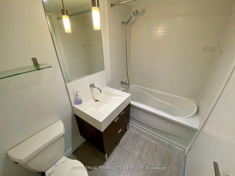 Photo 24 at 707 - 110 Charles Street E, Yonge Corridor, Toronto