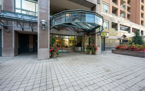 Photo 2 at 1412 - 887 Bay Street, Bay Street Corridor, Toronto