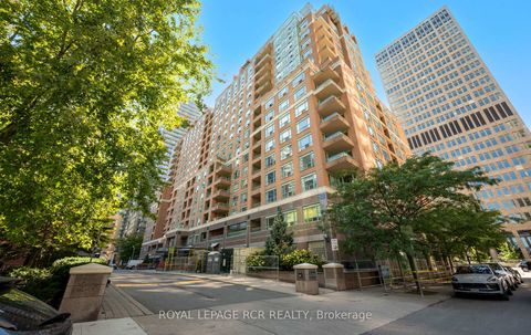 Photo 3 at 1412 - 887 Bay Street, Bay Street Corridor, Toronto