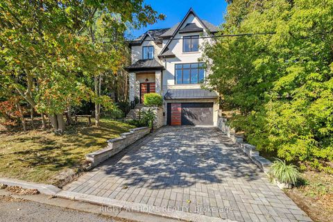 Photo 2 at 700 Hillcrest Road, West Shore, Pickering