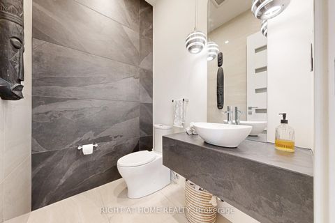 Photo 10 at 700 Hillcrest Road, West Shore, Pickering