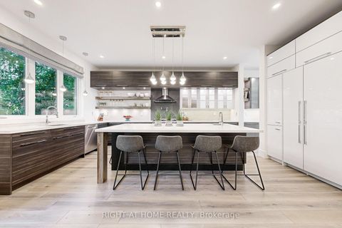 Photo 12 at 700 Hillcrest Road, West Shore, Pickering