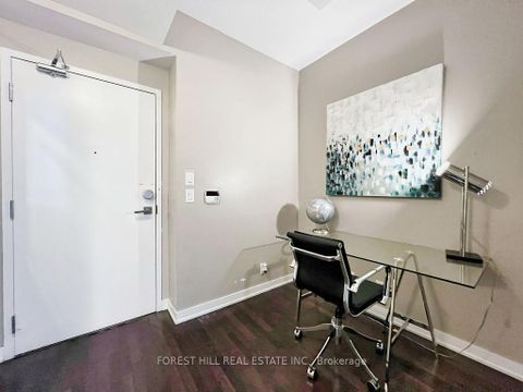 Photo 6 at 6005 - 14 York Street, Waterfront Communities C1, Toronto
