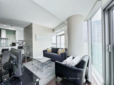 Photo 15 at 6005 - 14 York Street, Waterfront Communities C1, Toronto