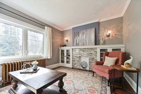 Photo 1 at 11 King Street Crescent, Weston, Toronto